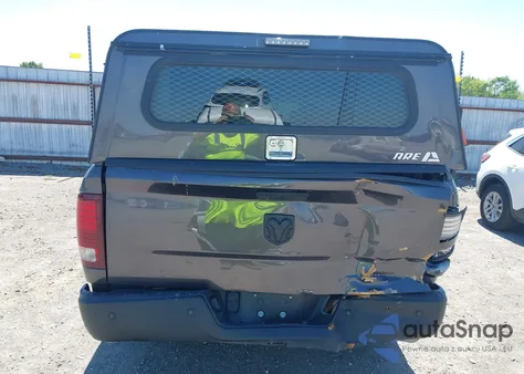 2023 Ram 1500 Classic Warlock 4X2 6'4 Box z USA, uszkodzony, nr VIN 1C6RR6GG1PS595594